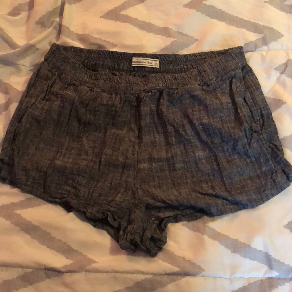 ABERCROMBIE Chambray soft short